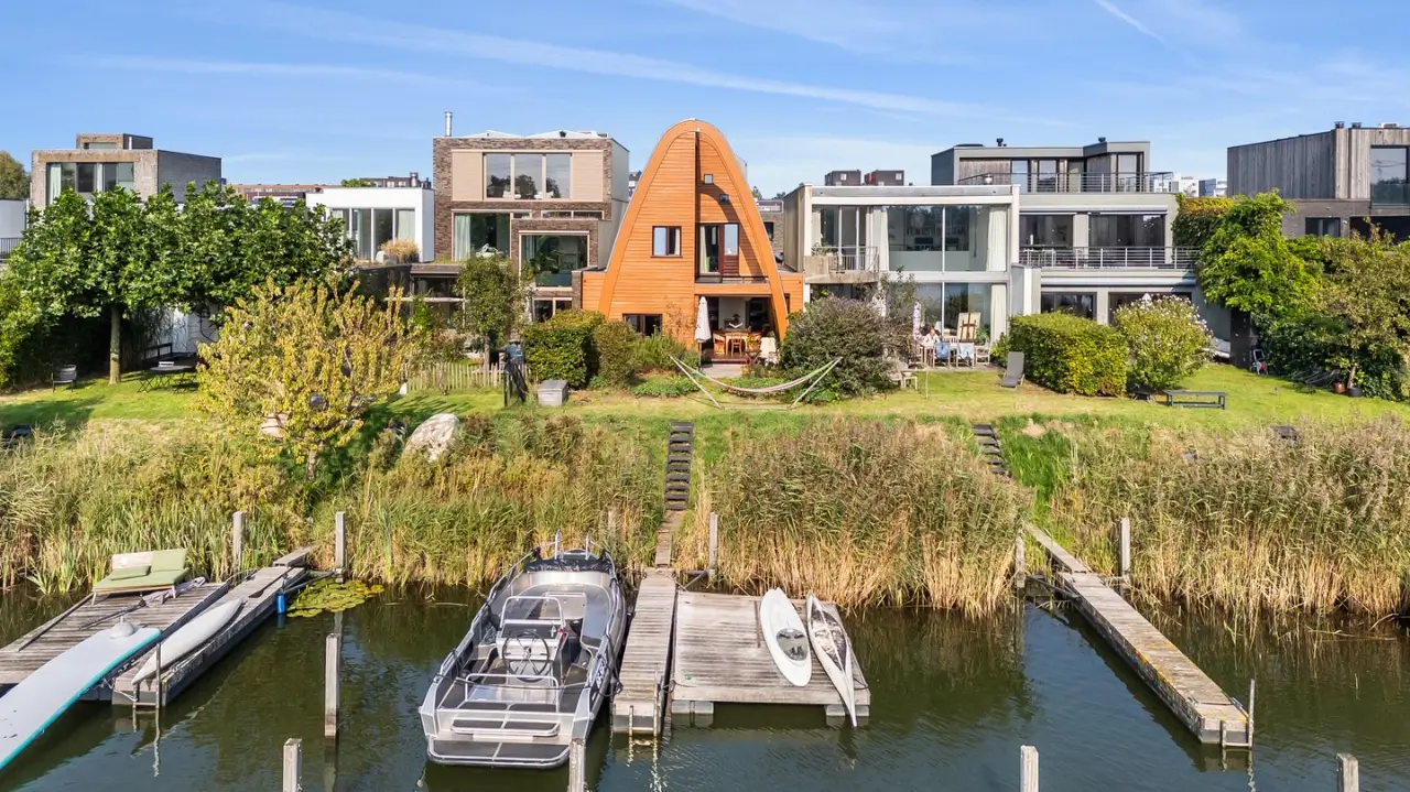 funda-villa-ijbiza-amsterdam