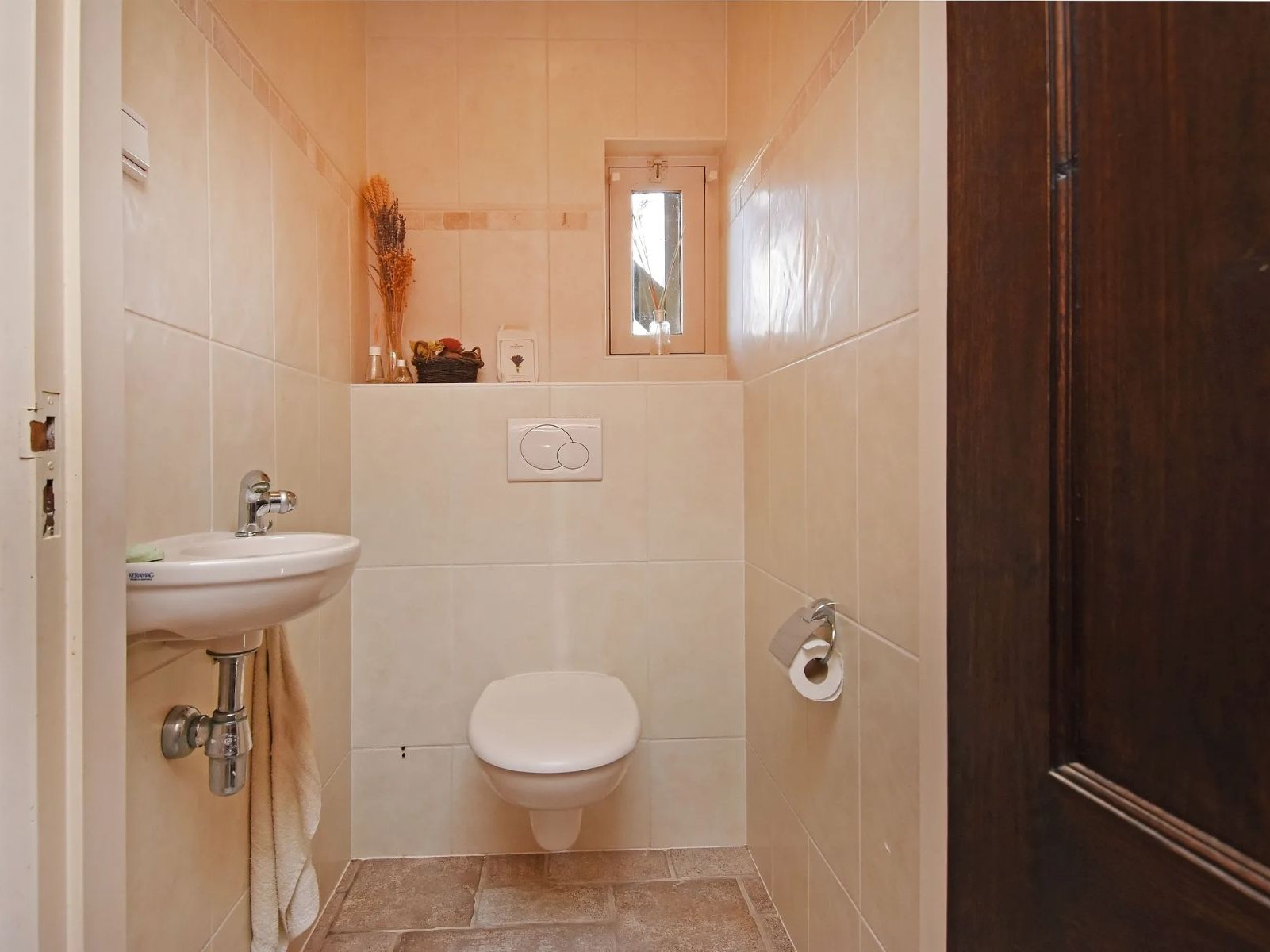 Funda villa eendenvijver toilet