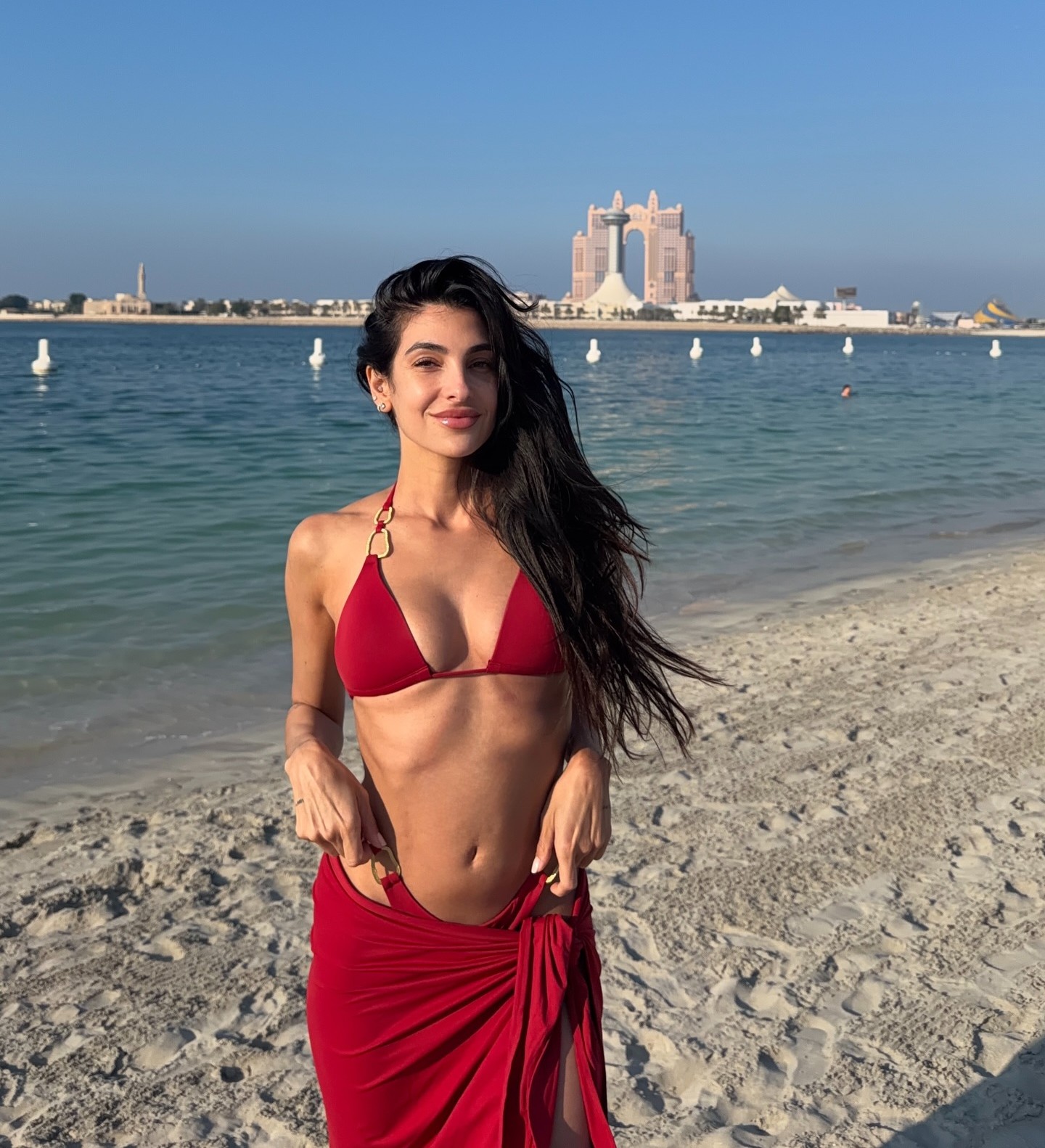 Anna Nooshin Dubai